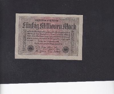 Beschrijving voorzijde: ARMS